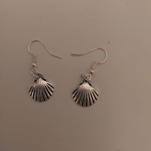 Silver handmade shell earrings